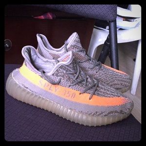 Yeezy Boost 350 V2